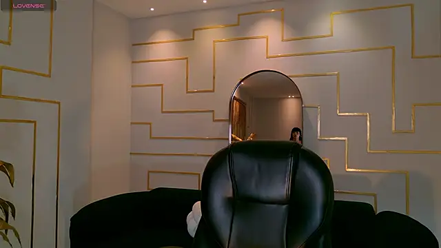 Snapshot of AgathaKondo_ chatting on January 9, 2026, 7:37 pm AgathaKondo online show from January 9, 2026, 7:37 pm