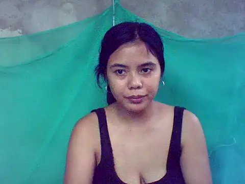 sweet heaven00 online show from October 26, 2025, 4:40 am