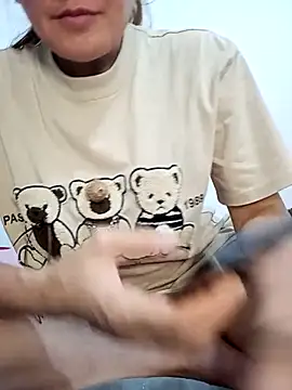 Snapshot of Vina_venus chatting on November 17, 2025, 4:40 am Vina venus online show from November 17, 2025, 4:40 am