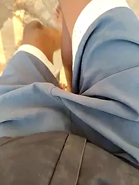 Snapshot of RAYI_Queen_4 chatting on January 8, 2026, 3:20 am RAYI Queen 4 online show from January 8, 2026, 3:20 am