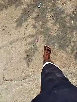 Snapshot of RAYI_Queen_4 chatting on February 3, 2026, 8:08 am RAYI Queen 4 online show from February 3, 2026, 8:08 am