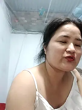Snapshot of BigAss-69 chatting on April 29, 2026, 12:42 pm BigAss-69 online show from April 29, 2026, 12:42 pm