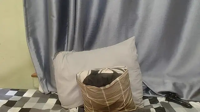 Snapshot of HornyEbony4u chatting on February 4, 2026, 3:51 pm HornyEbony4u online show from February 4, 2026, 3:51 pm