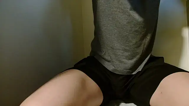 Snapshot of shint-11 chatting on March 13, 2026, 12:45 pm shint-11 online show from March 13, 2026, 12:45 pm