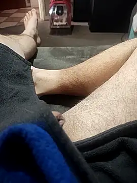 hubbyfun19 online show from April 12, 2026, 5:34 am