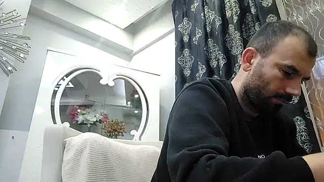 Snapshot of Apooabe chatting on February 18, 2026, 11:55 pm Apooabe online show from February 18, 2026, 11:55 pm