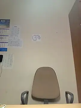 Ami Foxy online show from October 17, 2025, 9:34 am