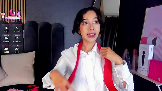 Gina 77 online show from September 19, 2025, 1:45 pm