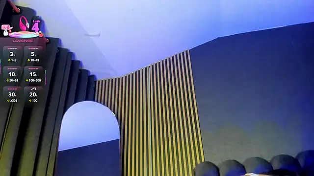 Gina 77 online show from October 22, 2025, 12:16 pm