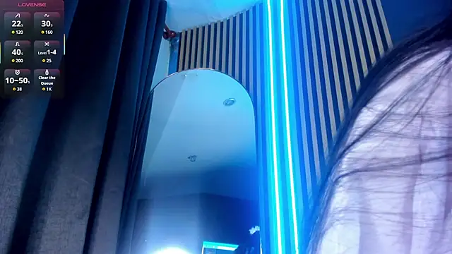 Gina 77 online show from November 12, 2025, 12:49 pm