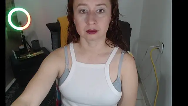 Snapshot of Milf_Valeria chatting on October 7, 2025, 3:20 pm Milf Valeria online show from October 7, 2025, 3:20 pm
