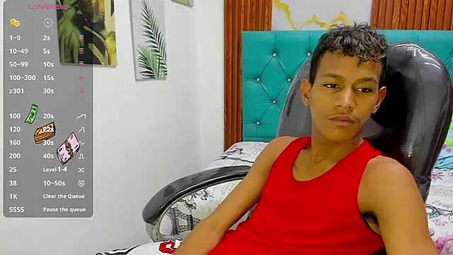 Snapshot of Rory_castro chatting on December 18, 2025, 10:27 pm Rory castro online show from December 18, 2025, 10:27 pm