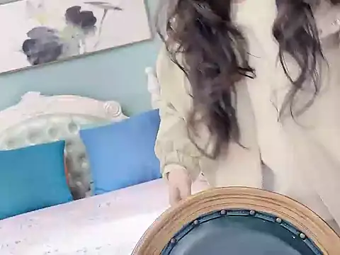 sarah111 online show from November 28, 2025, 3:31 am