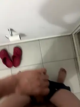 Snapshot of michael877675 chatting on September 27, 2025, 8:30 am michael877675 online show from September 27, 2025, 8:30 am