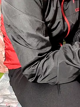 Snapshot of sasud2 chatting on December 15, 2025, 12:26 am sasud2 online show from December 15, 2025, 12:26 am