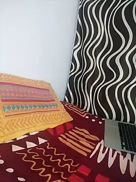 Sweetfucker  online show from November 16, 2025, 8:20 am