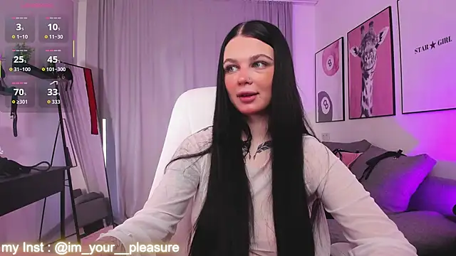 Snapshot of Michela_Fruet chatting on January 13, 2026, 1:11 am Michela Fruet online show from January 13, 2026, 1:11 am