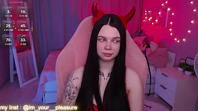 Snapshot of Michela_Fruet chatting on March 5, 2026, 1:12 am Michela Fruet online show from March 5, 2026, 1:12 am