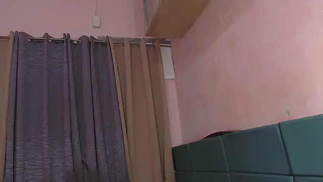 Snapshot of fallen_angel08 chatting on January 14, 2026, 10:10 am fallen angel08 online show from January 14, 2026, 10:10 am