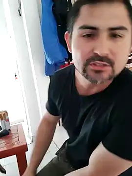 Bradd 32 online show from October 26, 2025, 4:35 pm