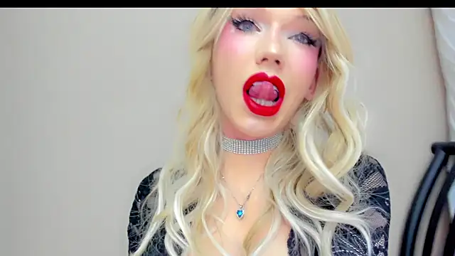 Snapshot of Mia_Miss_Sensual chatting on February 23, 2026, 11:35 pm Mia Miss Sensual online show from February 23, 2026, 11:35 pm