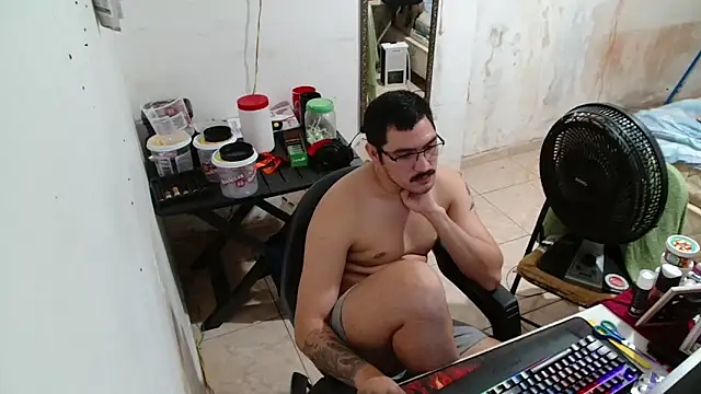 Leonino231 online show from December 16, 2025, 3:22 am