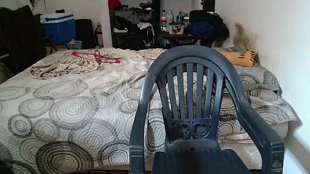 Snapshot of Leonino231 chatting on February 14, 2026, 12:35 pm Leonino231 online show from February 14, 2026, 12:35 pm