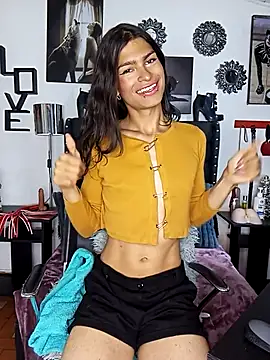 Snapshot of LunarisSmith chatting on April 22, 2026, 2:51 pm LunarisSmith online show from April 22, 2026, 2:51 pm