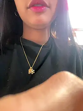 Snapshot of PamelaCullen chatting on December 19, 2025, 2:46 pm PamelaCullen online show from December 19, 2025, 2:46 pm