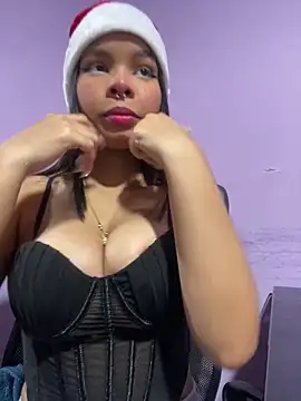 Snapshot of PamelaCullen chatting on December 23, 2025, 3:26 am PamelaCullen online show from December 23, 2025, 3:26 am