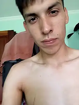 Snapshot of frankitocam4 chatting on December 3, 2025, 2:04 pm frankitocam4 online show from December 3, 2025, 2:04 pm