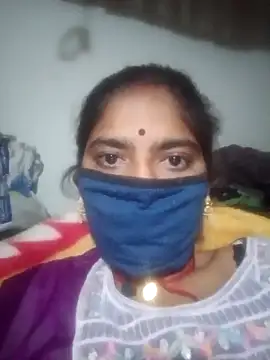 Snapshot of Daisygirl9 chatting on February 24, 2026, 1:36 am Daisygirl9 online show from February 24, 2026, 1:36 am