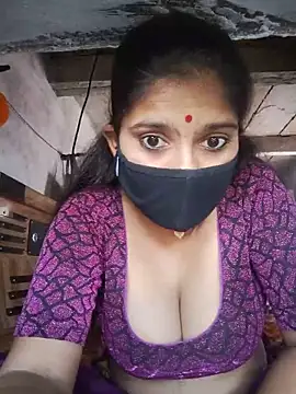 Daisygirl9 online show from May 30, 2026, 11:51 am