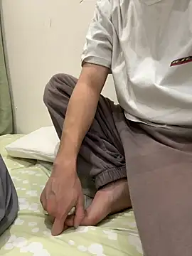 Snapshot of C-4bomb chatting on January 6, 2026, 9:02 am C-4bomb online show from January 6, 2026, 9:02 am