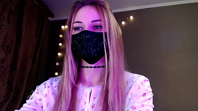 Snapshot of Iris_lave chatting on January 13, 2026, 5:07 pm Iris lave online show from January 13, 2026, 5:07 pm