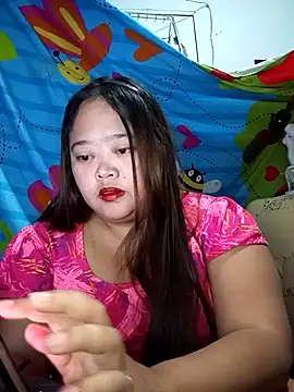 Snapshot of sweetbigtits19 chatting on March 17, 2026, 7:33 am sweetbigtits19 online show from March 17, 2026, 7:33 am