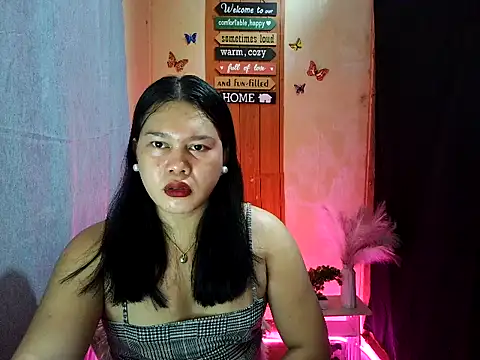 Snapshot of mika_lover chatting on September 22, 2025, 10:06 am mika lover online show from September 22, 2025, 10:06 am