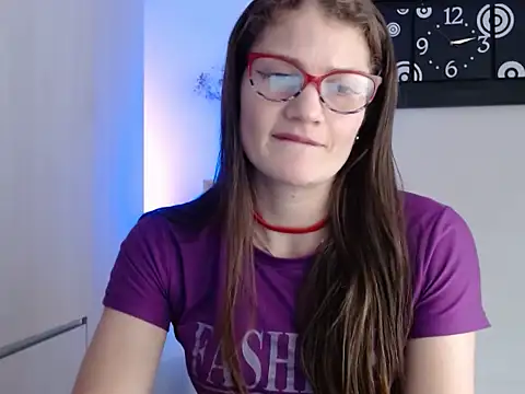 Camila-ventura online show from October 26, 2025, 8:15 pm