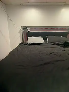 Snapshot of GQ9inchs chatting on February 11, 2026, 1:27 pm GQ9inchs online show from February 11, 2026, 1:27 pm