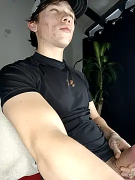 Snapshot of Logan_sixxer chatting on January 17, 2026, 8:56 pm Logan sixxer online show from January 17, 2026, 8:56 pm