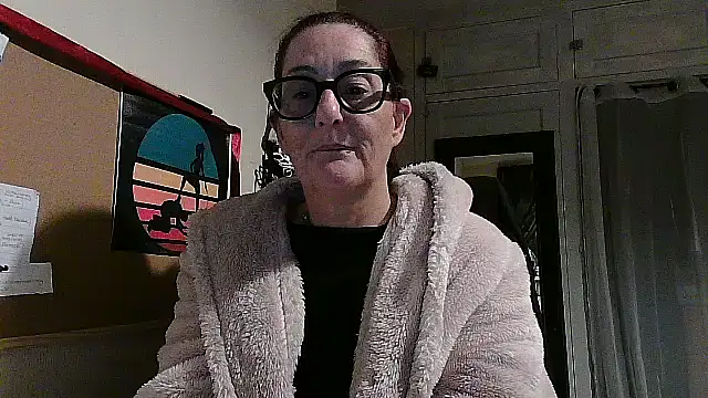 Snapshot of Mistress-Ivy51 chatting on November 12, 2025, 6:03 am Mistress-Ivy51 online show from November 12, 2025, 6:03 am