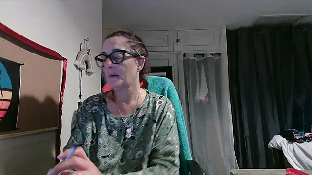 Snapshot of Mistress-Ivy51 chatting on November 23, 2025, 6:13 am Mistress-Ivy51 online show from November 23, 2025, 6:13 am