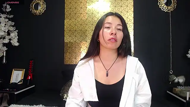 Snapshot of Lollyshine_ chatting on December 15, 2025, 11:31 pm Lollyshine online show from December 15, 2025, 11:31 pm