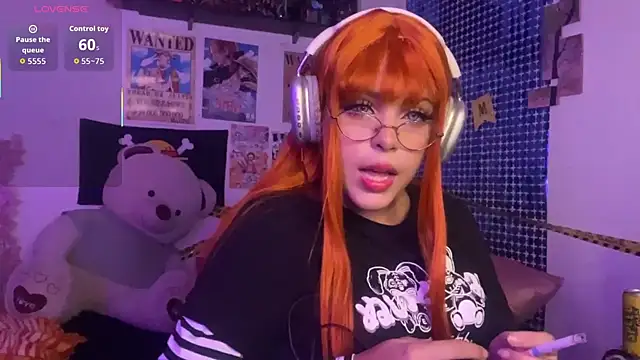 Snapshot of PixelKitty_ chatting on January 15, 2026, 11:19 pm PixelKitty online show from January 15, 2026, 11:19 pm