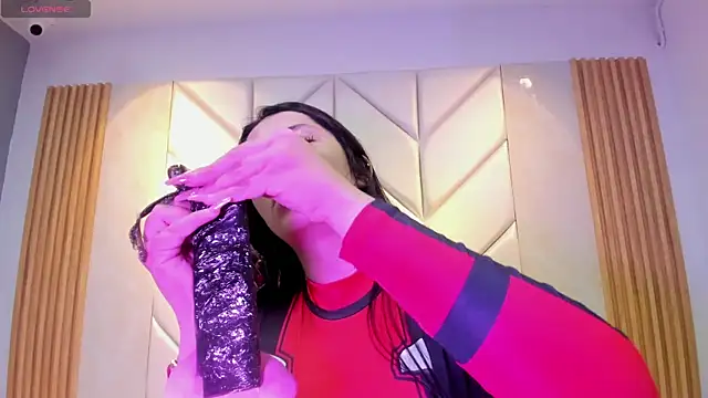 Snapshot of BarbieMonet chatting on November 1, 2025, 1:13 pm BarbieMonet online show from November 1, 2025, 1:13 pm