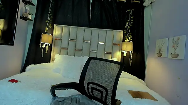 Snapshot of Hanzking01 chatting on November 3, 2025, 3:08 am Hanzking01 online show from November 3, 2025, 3:08 am