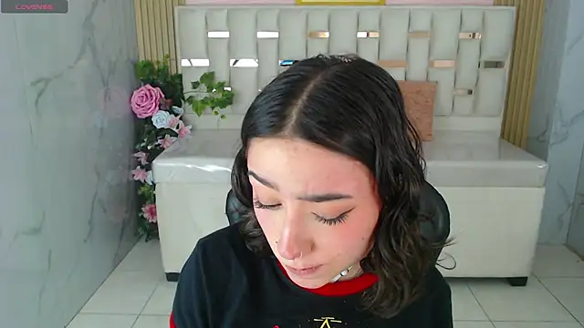 Snapshot of venuss09_s chatting on December 18, 2025, 1:50 pm venuss09 s online show from December 18, 2025, 1:50 pm