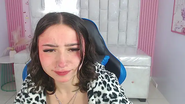 Snapshot of venuss09_s chatting on January 6, 2026, 1:26 pm venuss09 s online show from January 6, 2026, 1:26 pm