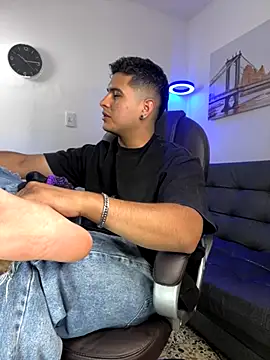  Juanes online show from November 21, 2025, 11:36 pm