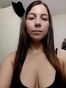 Snapshot of Arianna_Moss chatting on March 28, 2026, 5:12 pm Arianna Moss online show from March 28, 2026, 5:12 pm